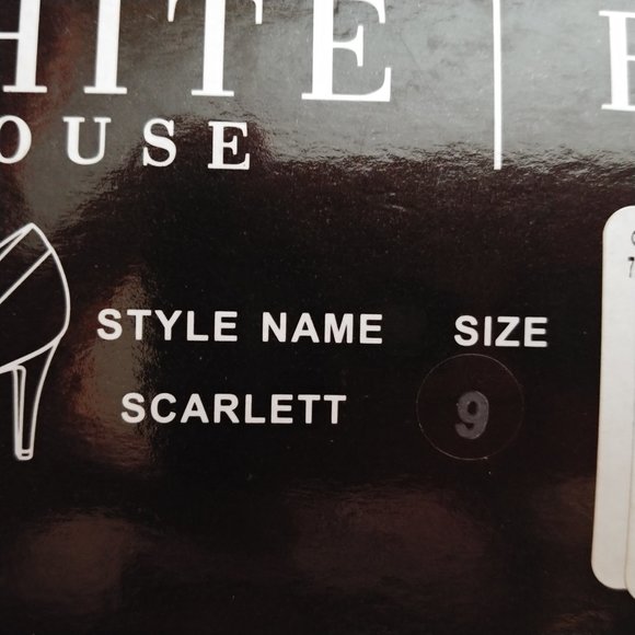 White House Black Market Scarlett Black and White Pumps - Size 9 - Picture 14 of 14